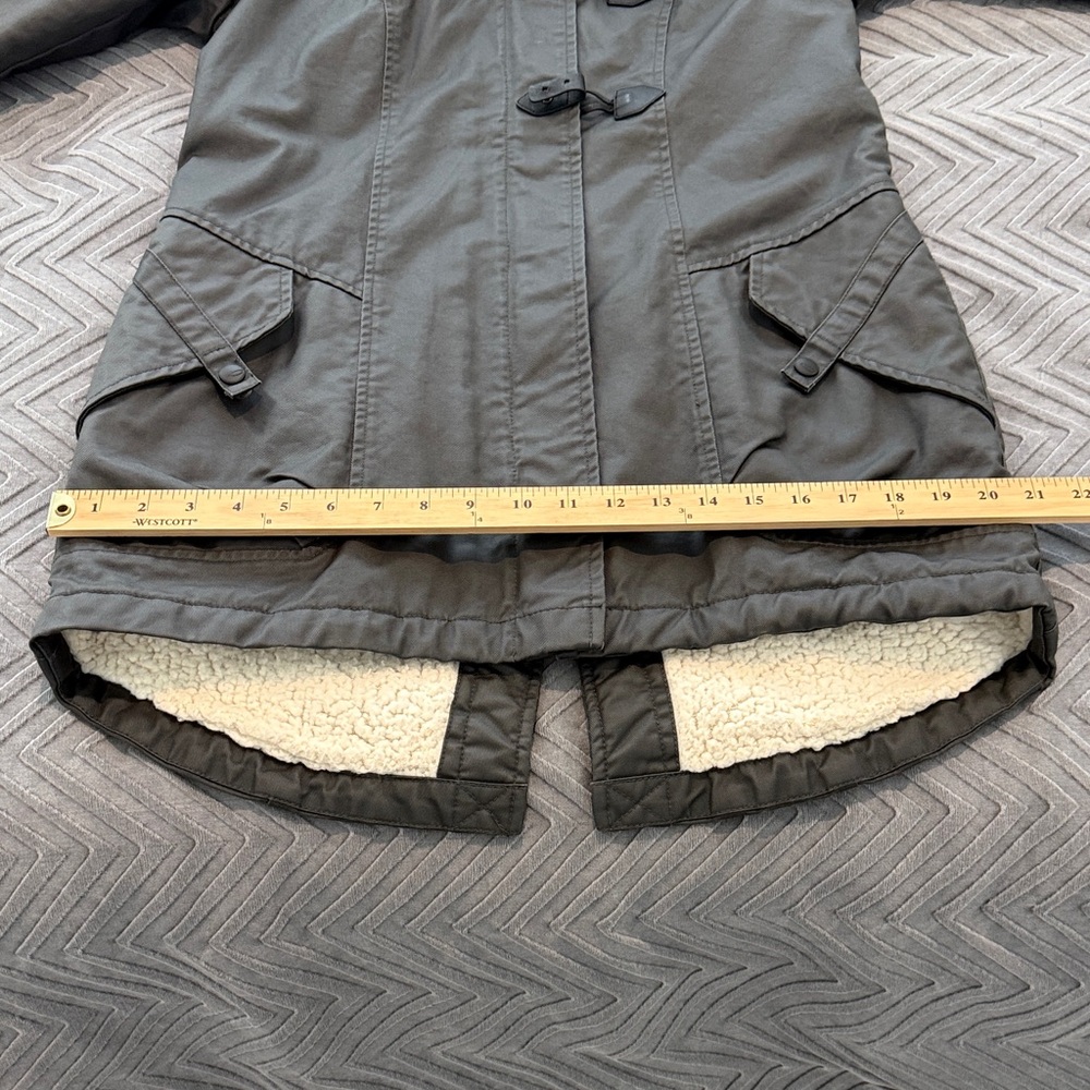Oakley Parka Anorak Coat with Faux Fur Lined Hood Size XS - Picture 11 of 12